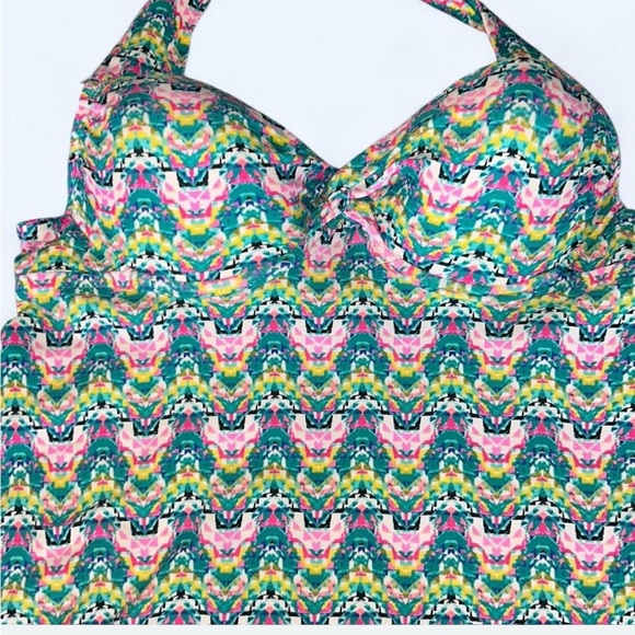 Catalina Multicolor Bikini Top - Picture 2 of 5